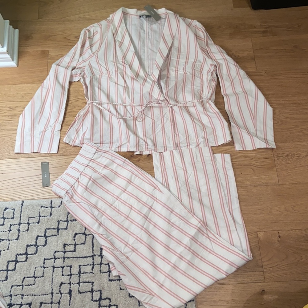 NWT stripped jacket and pant set